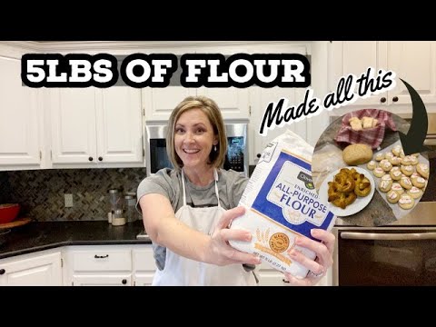 BUDGET COOKING FROM SCRATCH // 5BLS OF FLOUR HOLIDAY BAKING // VLOGMAS 2020