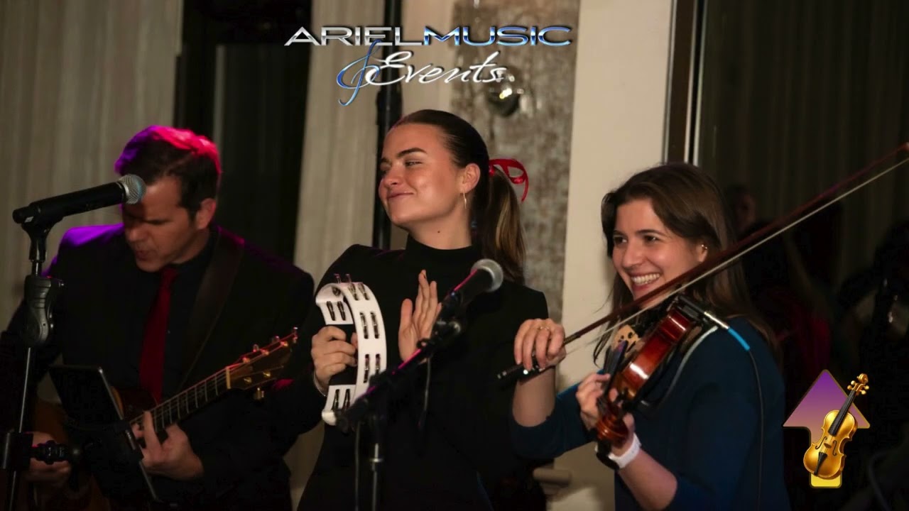 Straight UP - Rule The World