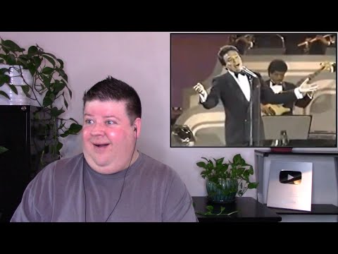 Voice Teacher Reacts to José José - Almohada