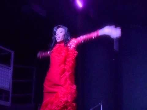 Dallyla Closse - Danger Dance Club - Hora do gongo 07/06/2014 By:Alex Über