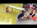 Single Mother S Life Raising A Young Child Baking To Sell And Building Bamboo Bridge To The Pond