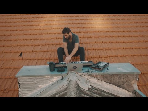 Simple As F**k - S02E11 - The Hound (N'to)