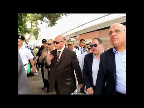 محافظ القاهرة يشرف على حملة لإعادة الانضباط بمنطقة الموسكى