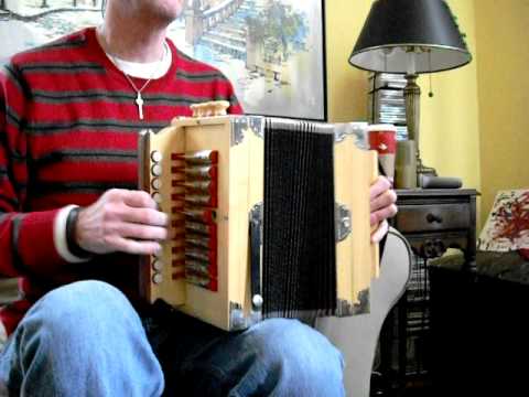 Irish reel on one row melodeon