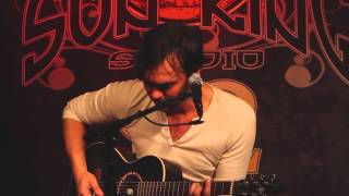 Shakey Graves - &quot;Call It Heaven&quot; (Live In Sun King Studio 92 Powered By Klpsch Audio)