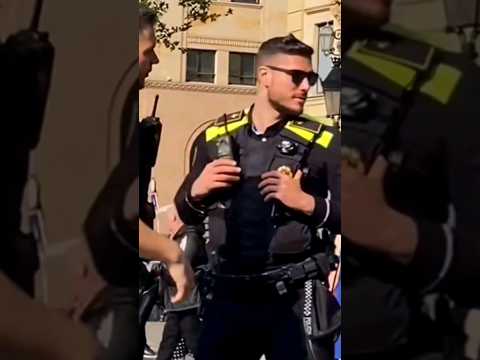 Los policías españoles son virales y esta es la razón.