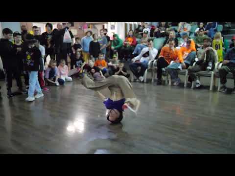 финал до 9 лет bboy Артем vs bboy Сева vs bgirl Пиф-паф - "ALL OPTION" break dance battle