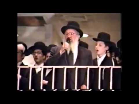 Cantor David Werdyger Z''l Singing Chasidic Songs Accompanied By A Choir Of Gerrer Bochurim