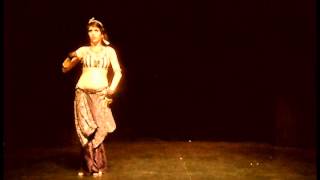 Maju Pereyra (Tribal Fusión Bellydance) "Violent Valse"