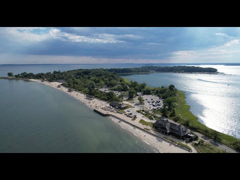 WELCOME TO GREENWICH, CONNECTICUT