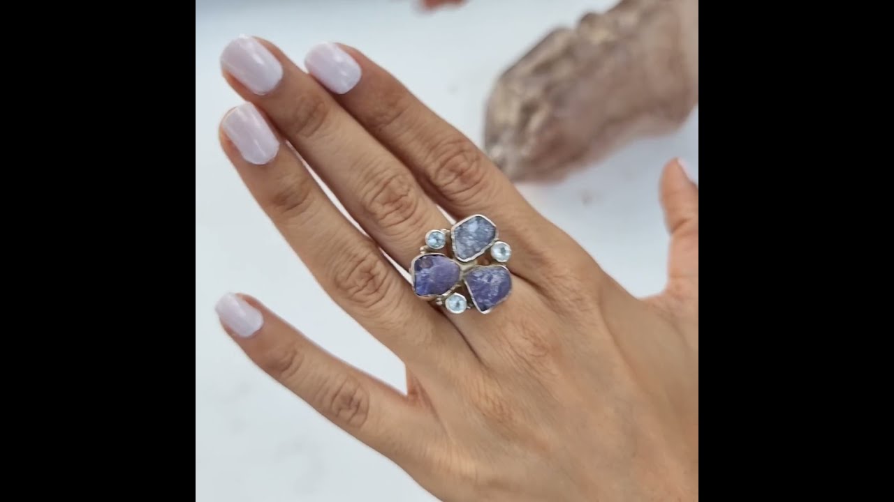 Glorious three-faced color stone silver ring.