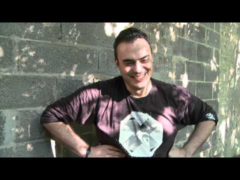 Manu Kastilla - Backstage from the Photoshoot