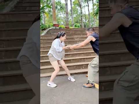 [256]Stopping a Thief and Returning Her Bag 🔥[THANH HERO] #thanhhero #funnykungfu #helpingothers