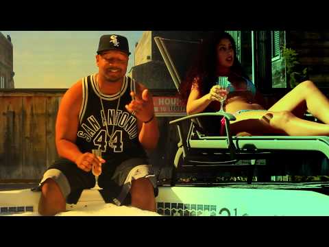 Wild Bill - Tranquility feat. Holladay & Chey *OFFICIAL MUSIC VIDEO* (Produced by J.M Stallworth)