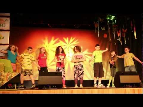 Anna Karele un Kristija Chipena "Dulla diena"