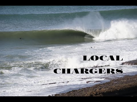 Local Chargers at the Cave - Ericeira Raw footage