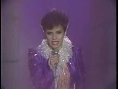 Sheena Easton - Wind Beneath My Wings