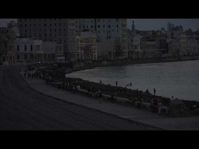 Bildquelle: Video von YouTube. Kubaner schlafen am Malecón: Flucht vor Hitze und Stromausfällen