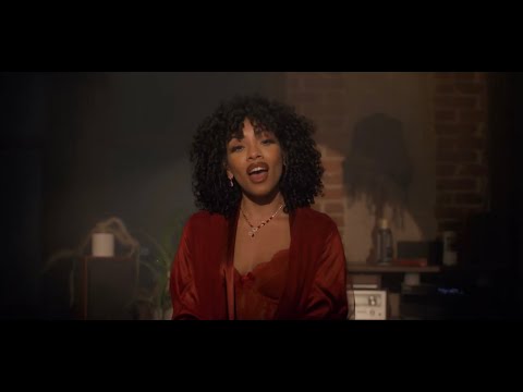 Savannah Cristina - Worthy of Love (Official Music Video)