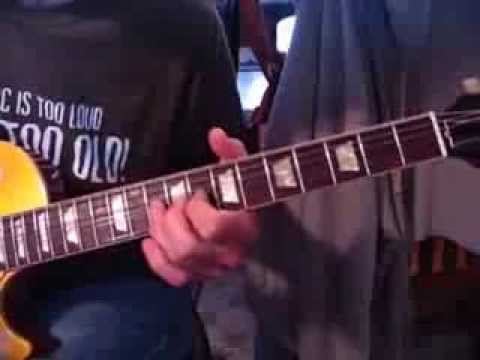 Little Red Rooster - Howlin' Wolf Version Lesson