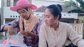 Download lagu Susy Arzetty & anik arnika sarapan geblog berby pecuk mp3