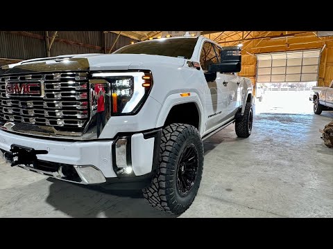 The Ultimate 2024 Duramax Upgrade: Kryptonite Leveling Kit Installed