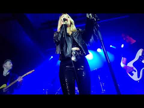 Mollie Marriott - Control - Live at The Borderline