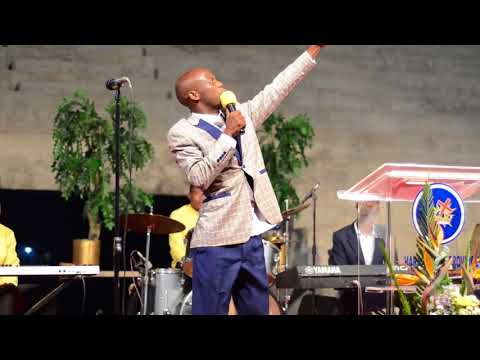 Legends Media - Liberty Ticharwa Perfoming Live Ndarota