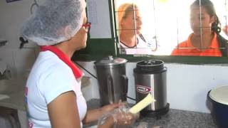 MICROEMPREENDEDORA TRANSFORMA GELADIM EM GELADÃO