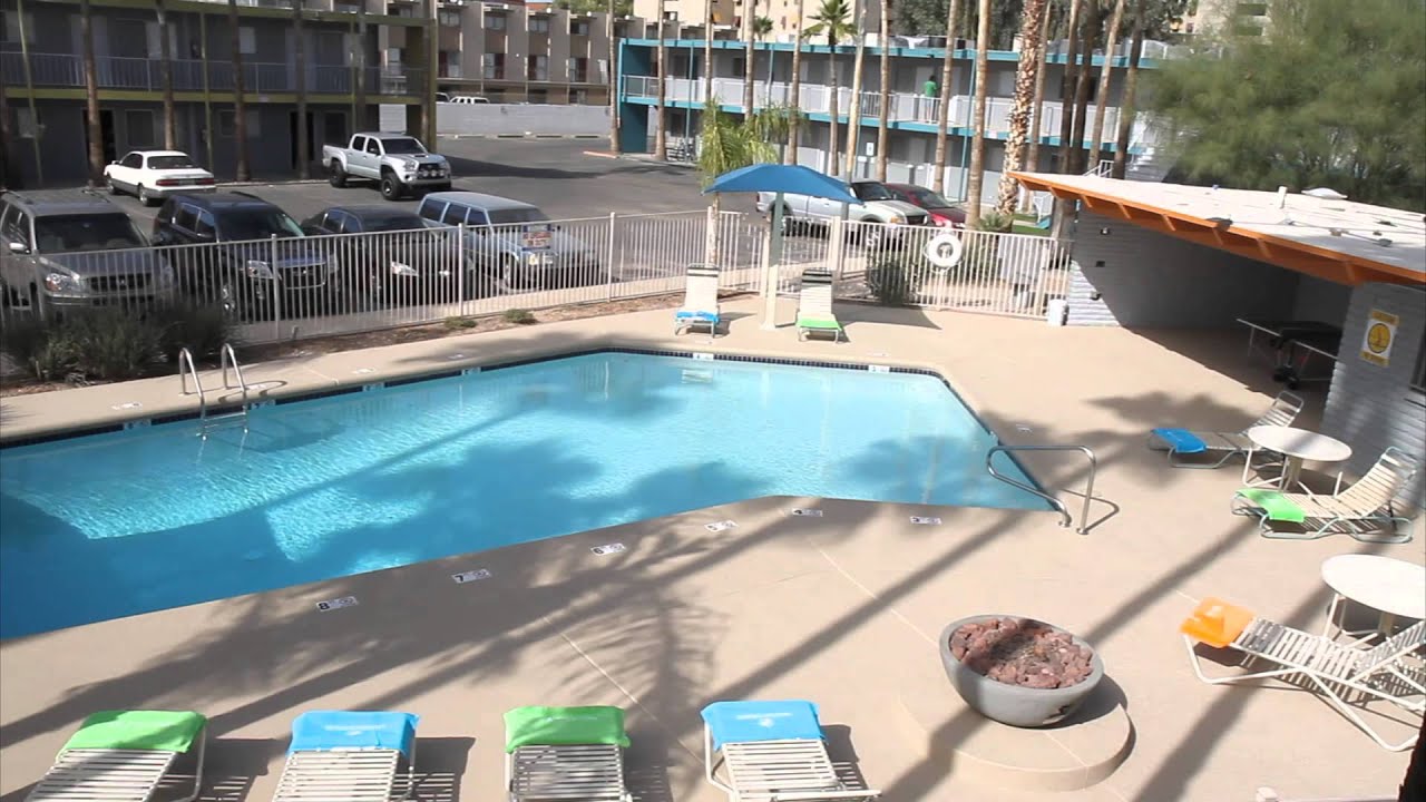 University Pointe