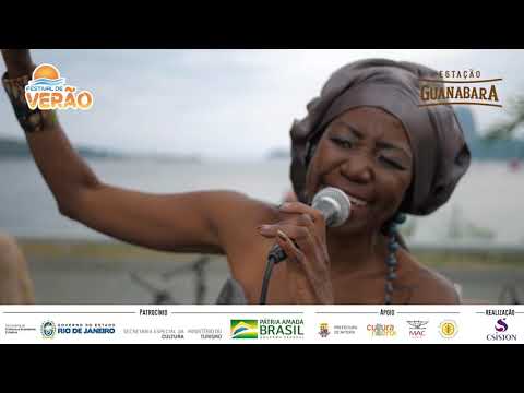 Grupo "Filhos de Oxóssi" se apresenta no Festival de Verão Estação Guanabara.