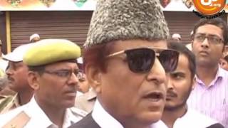 azam khan promised to distribute 20 lacs once he becomes PM