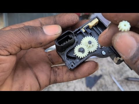 Inside of a Central Lock | Chevy Venture