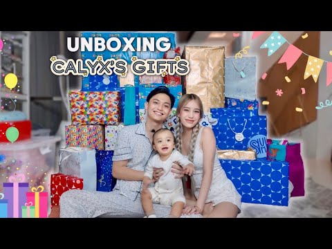 UNBOXING CALYX GIFTS!! (VLOG #11) 