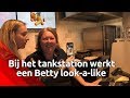 Bij het tankstation werkt een Betty look-a-like