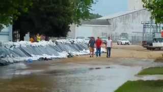 preview picture of video '2014 Rock River in Rock Valley, IA Flooding (6/17/2014) (Video 1 of 5)'