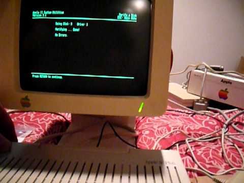 Apple IIc+ system demo