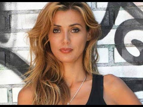 ✅  Daniela Martani infuriata, lite al porto: "Mi ribello alla mascherina"