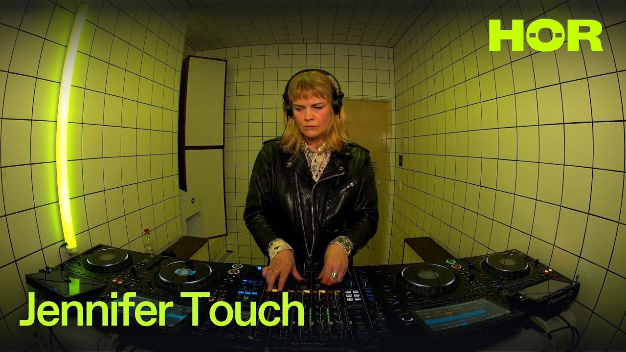 Jennifer Touch - HÖR