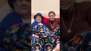 Ma nena anda con el apellido arriba 🌼🌺♥️🌸💐👗🐶🌸♥️🌺🌼