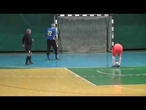 16 КУ 12  1 – 4/5 Voit&K – Митник игра