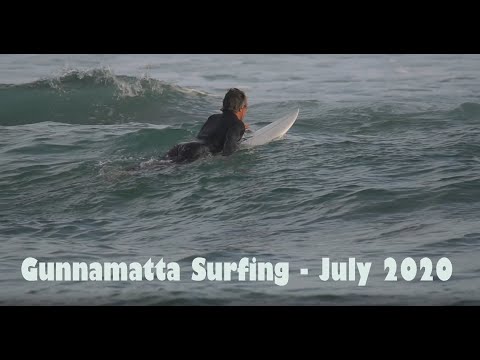 Fun surf at Gunnamatta
