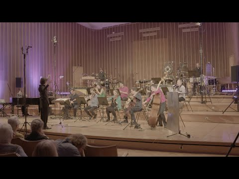 Andreas Paparousos : 12 • 1