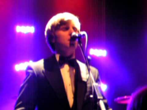 Le bureau du medecin, les trois accords