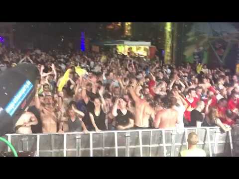 Trillogee plays "Base Attack X Bounce Inc. - Techno Rocker"