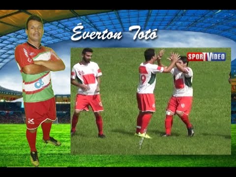 ÉVERTON TOTÓ MARCA MAIS 2 DIANTE DO CAMBÉ A.C.