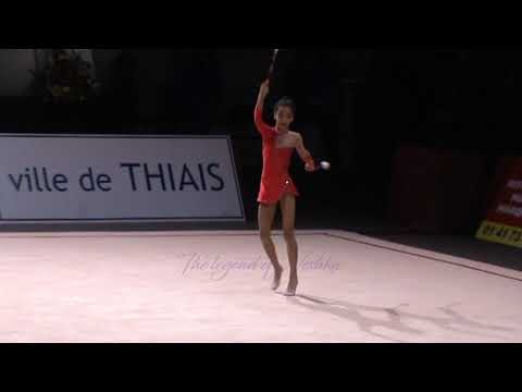 Eloïse MARCHON massues - 2013 Thiais demo