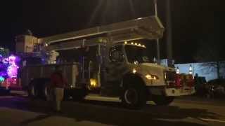 preview picture of video '2014 Oak Ridge Christmas Parade'