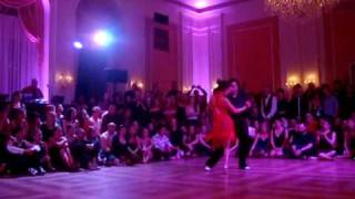 Video thumbnail for Chicho Frumboli y Juana Sepulveda Milonga.mp4