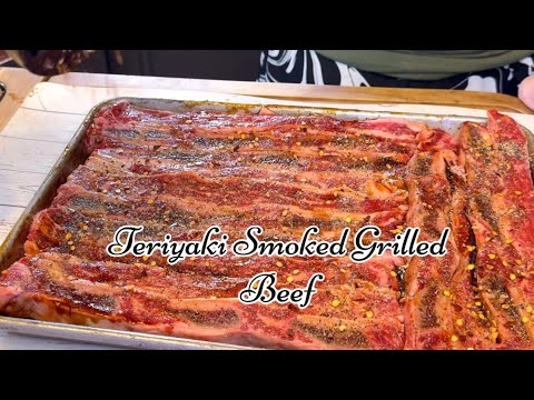 JUICY SMOKED PORK AND SMOKED BEEF IN THE CHARCOAL GRILL